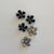 Botón Flor Negro/Plata 4 Unidades