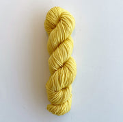 Bella por Symfonie Yarns by KnitPro Color Sunshine